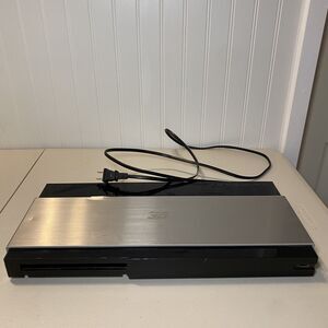 Samsung 4K Upscaling 3D Wi-Fi Blu-ray Disc Player Model BD-F7500 NO REMOTE/TEST